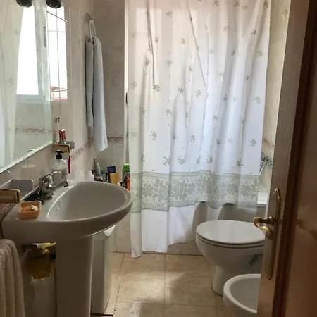 Private Single In Ruzafa, Ladies Only, Non Smoker Accommodatie bij particulieren Valencia