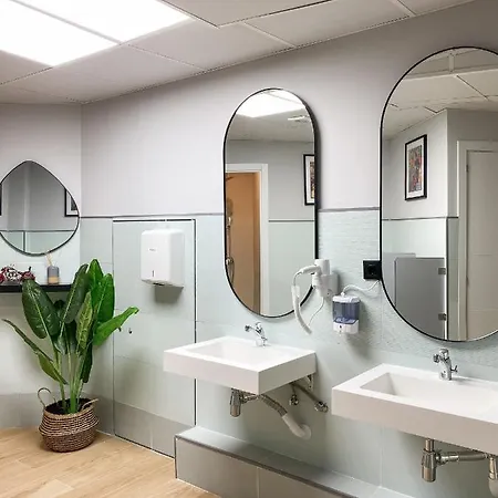 The Pod Blasco Vandrerhjem *