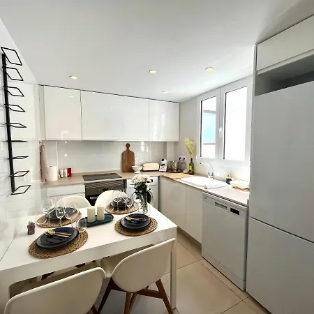 Luxury Center Apartment