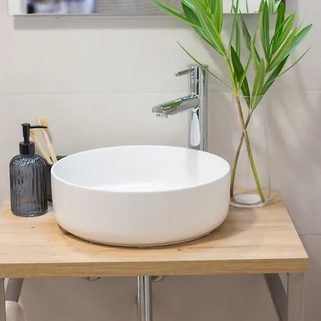 Vlc Host- Fray Pedro *