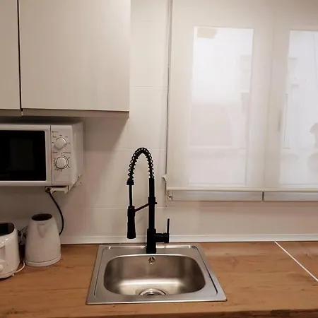 Nautico Junto A La Playa Malvarrosa Valencia