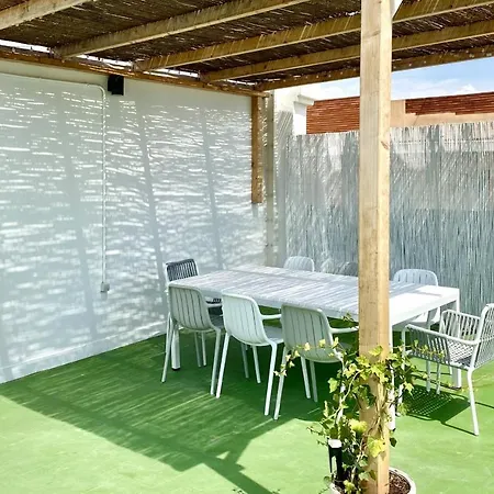 Habitacion A Metros De La Playa Con Cocina Y Wc Compartida, Terraza Y Zonas Comunes Valenza