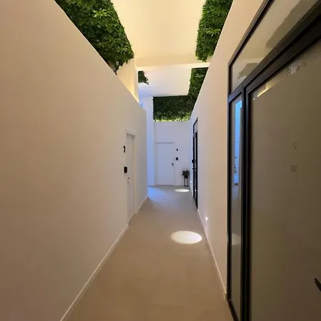 Konukevi Nina Mala 4*