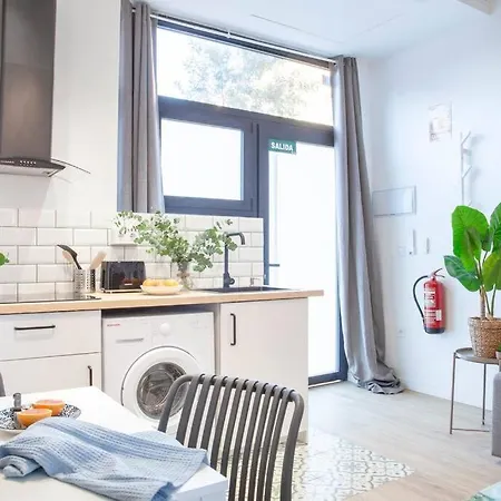 Apartament Al5 Seaside Bliss-stylish Loft Steps From Malvarrosa *