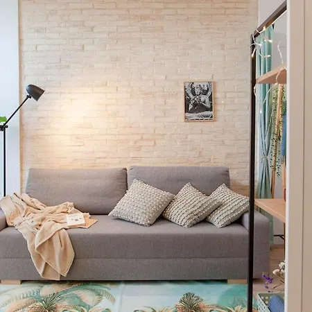 Apartament Al5 Seaside Bliss-stylish Loft Steps From Malvarrosa Walencja