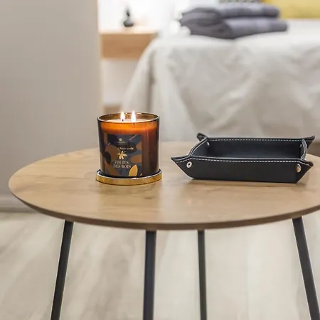 Deluxe - Aiora Valência