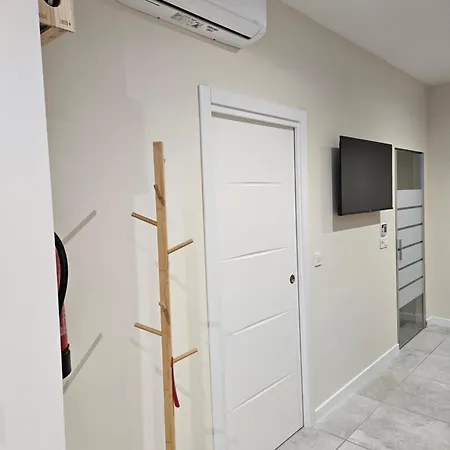Apartamento Moderno En Valencia. *