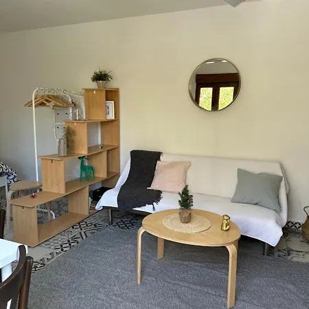 Ruzafa Terrace Oasis: Cozy A/c With Garden Access *