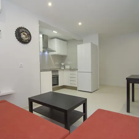 Calm Company * فالنسيا