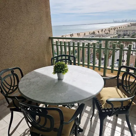 Playa Patacona Apartamento فالنسيا
