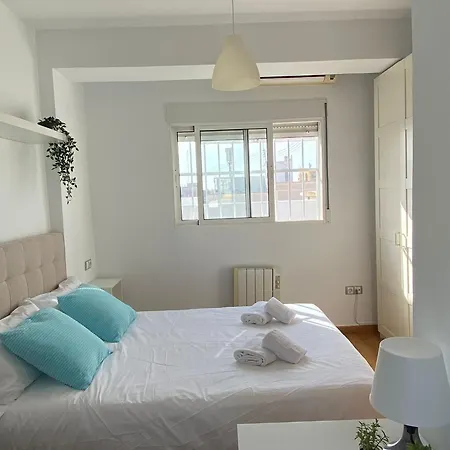 Apartment Singularstays Valero Iii *