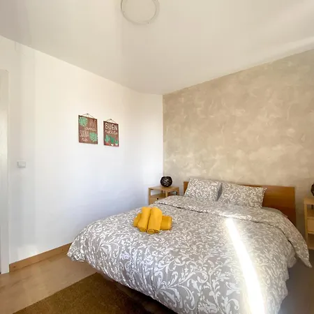 Apartment Renovado Y Sofisticado En El Centro De *