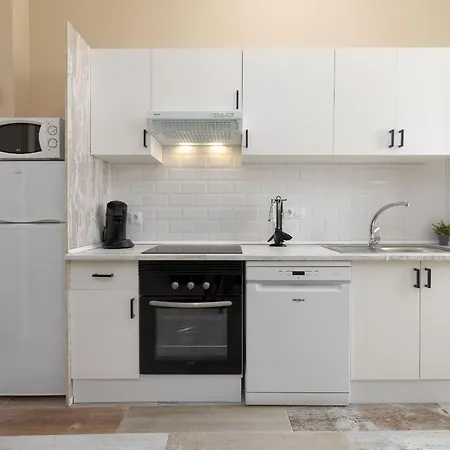 Malvarrosa Arenas Access * Valencia