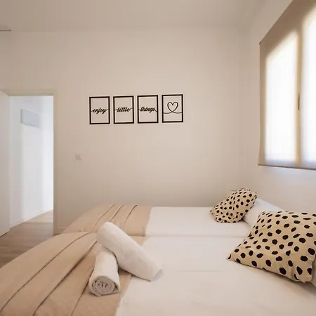 Cruz Cubierta * 瓦伦西亚