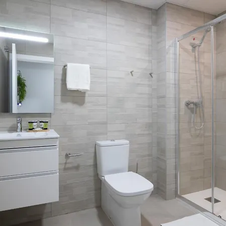 Dormforyou Arena Delux Валенсия