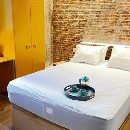 Late Checkout 14 H Free Netflix Tv