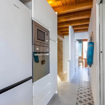 Apartment Mediterranean Gem Getaway