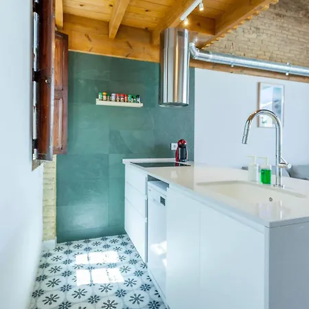 Mediterranean Gem Getaway Apartment