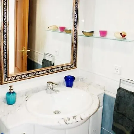 Artes Y Ciencias + Garaje + Netflix *