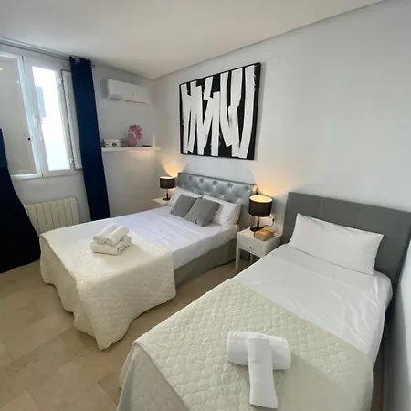 Travel Habitat Atico Calle De La Paz *