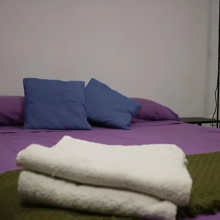 Apartment Con Cama De Matrimonio En Mislata By Alterhome