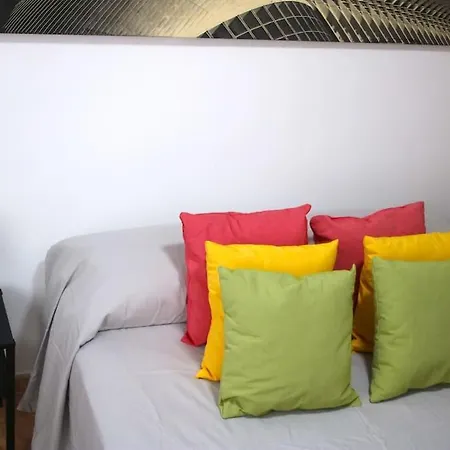 Con Cama De Matrimonio En Mislata By Alterhome Apartment Valencia