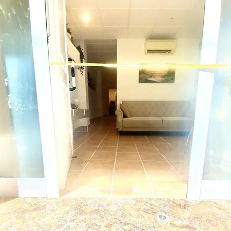 Fantastic Near & Science Apartman