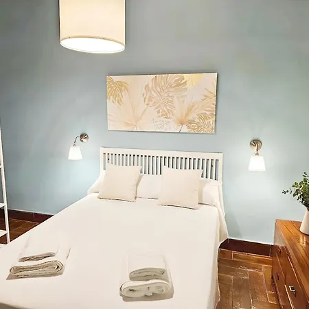 Cerca De La Plaza Redonda