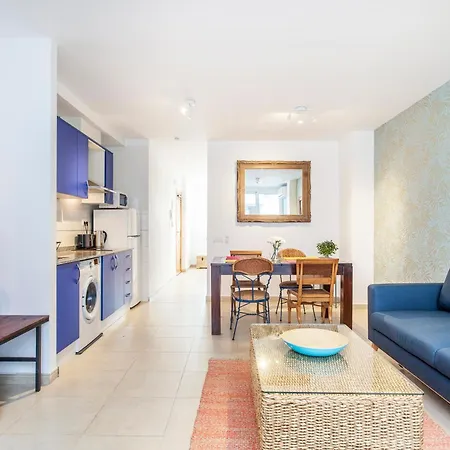 Hosted By Gracie Appartement *