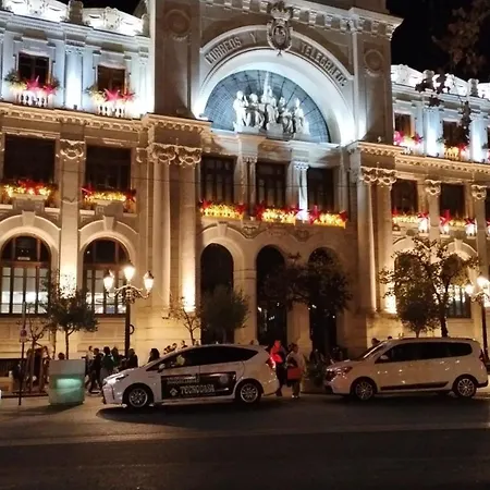 Cosmo アパート バレンシア