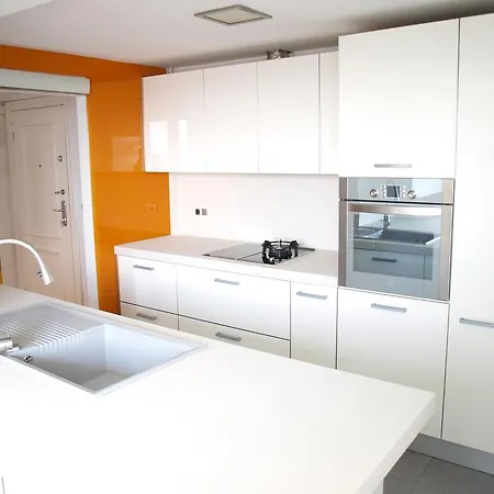 Apartup Opera Tower View