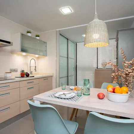 Singularstays Oceanografico Ii דירה *