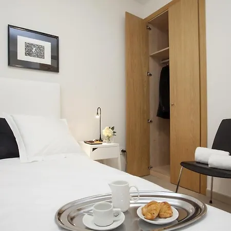 Apartment Singularstays Mar44
