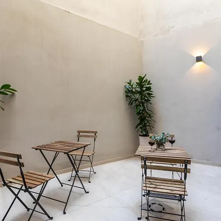 Moontels Mercado De Ruzafa Апарт-отель Валенсия