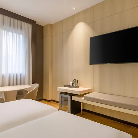 Ac By Marriott Отель Валенсия