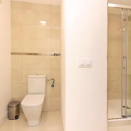 The White Apartment: Luxury, And Design *