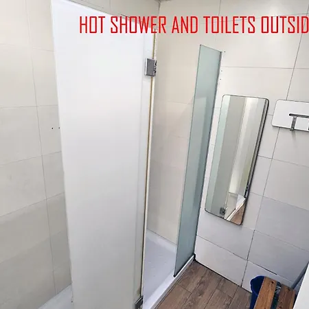 Autentico Velero En Bådhotel Valencia