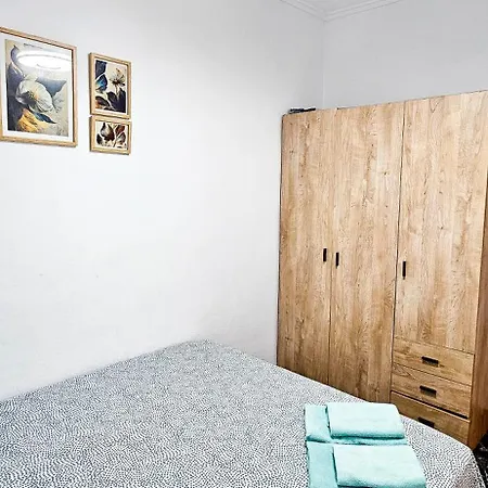 Cosy With Balcony Between & Center 6p Valencia