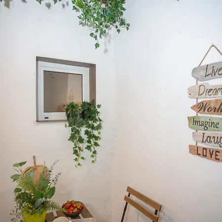 Apartment Singularstays San Valero