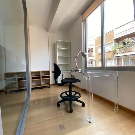 Executive Style Near Downtwon Valencia