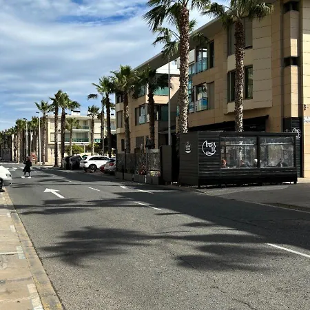 Playa Patacona Apartamento شقة