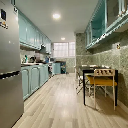 Cerca De La Playa Валенсия