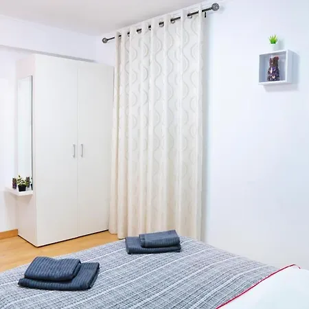 Sollana Arena Apartman *