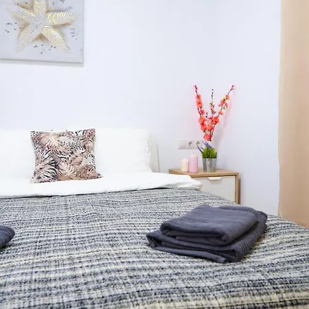 Sollana Arena Apartman *