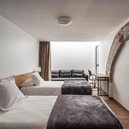 Catalina San Nicolas * فالنسيا