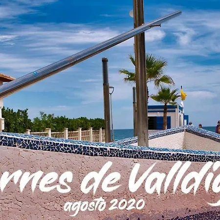 Quarto em Acomodações Particulares Blue Double Private At Front - En La Playa Piso Compartido Valência