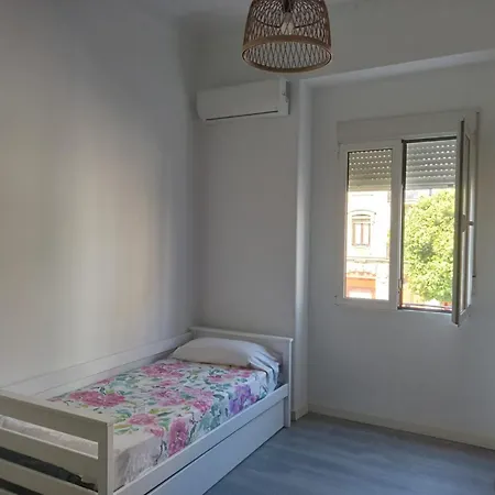 120 Sqm Loft-style Royal Marina Apartamento *