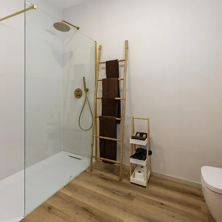 Pivote Flats - Marina B Apartment