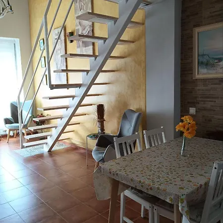 Loft In Ehemaligem Fischer Haus Valenza