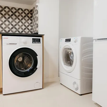 Apartment Amplio Cerca Centro Historico Y Turia 5pax 2 Bath